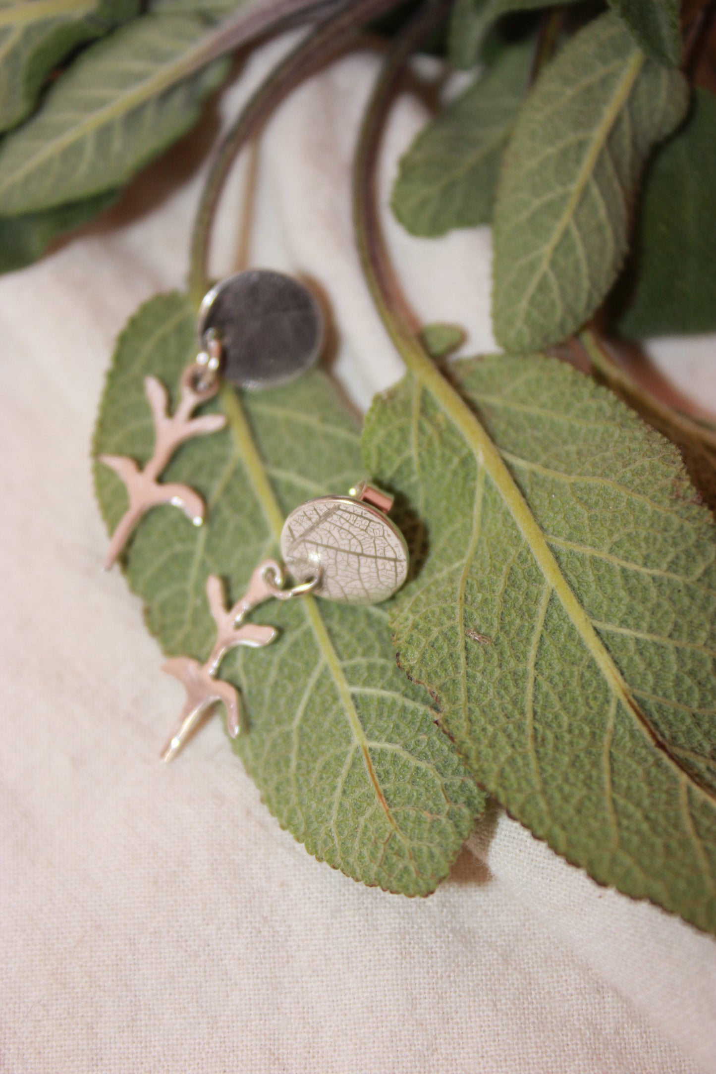 Blodyn Llechi/Slate Flower studs