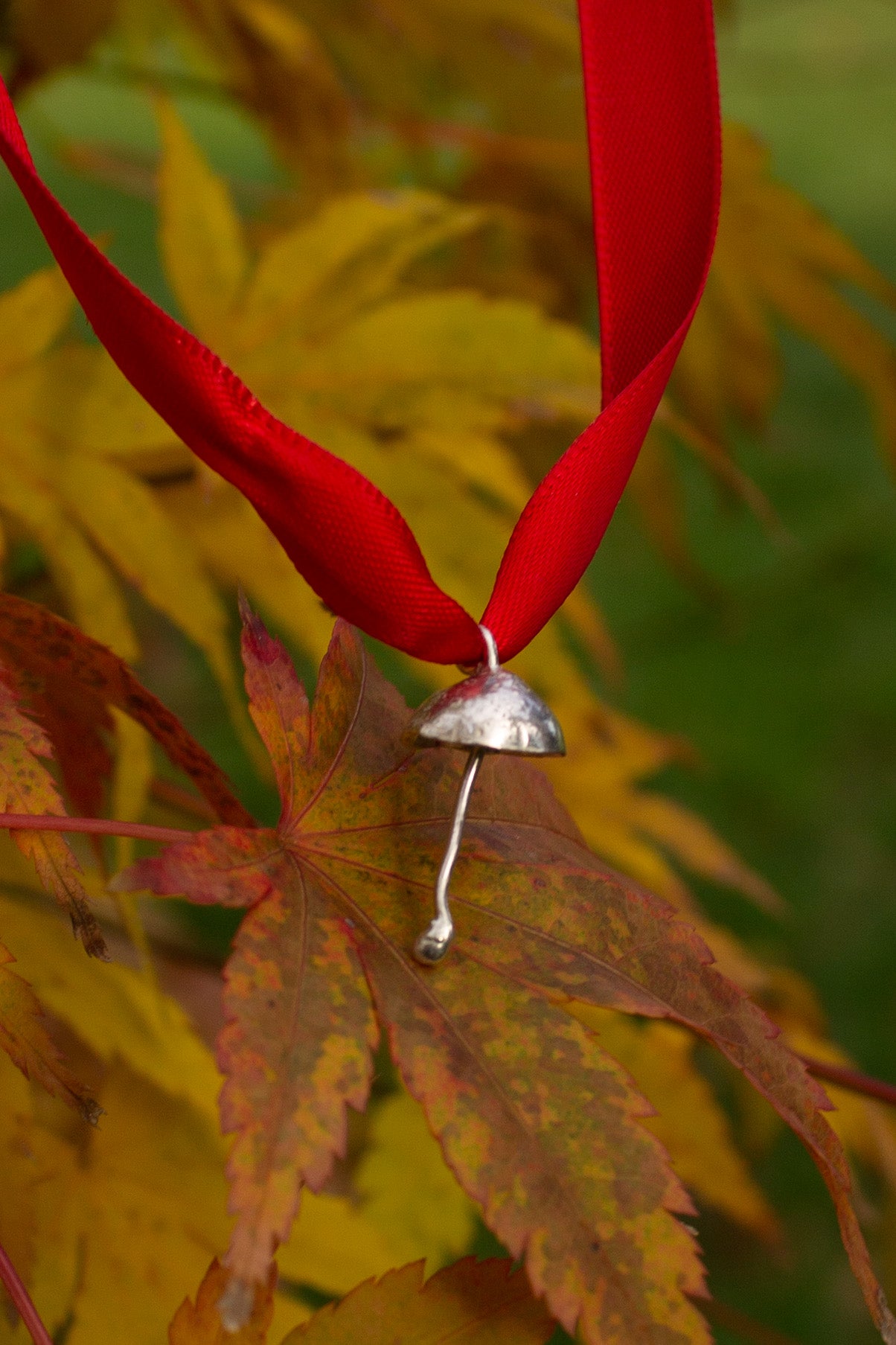 Mwclis Madarch/Mushroom Necklace  (made to order)